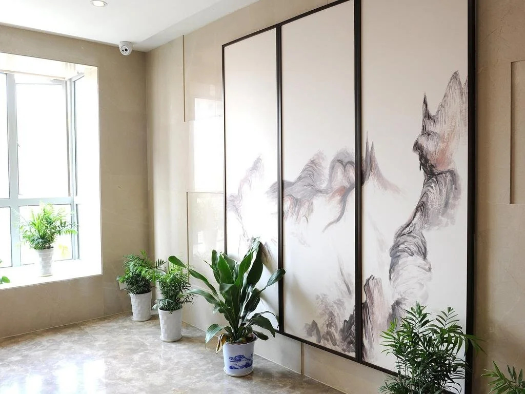 Yannian Huijing Hotel