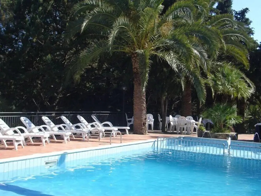 Hotel Eden