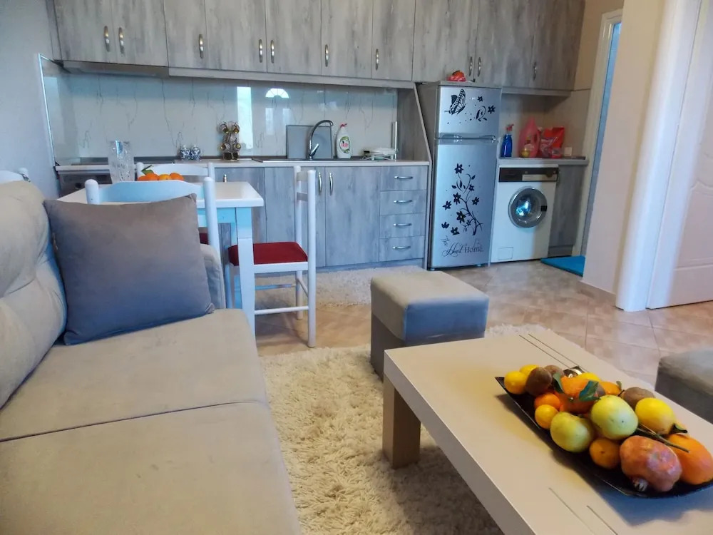 Blue Moon Apartments