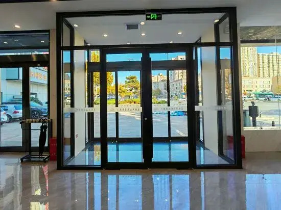 Great Wall Smart Hotel (Zhengda Yi Affiliated Hospital Railway Station)