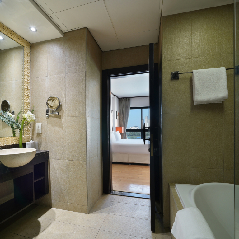 Отель Park Apartments Dubai, an Edge by Rotana