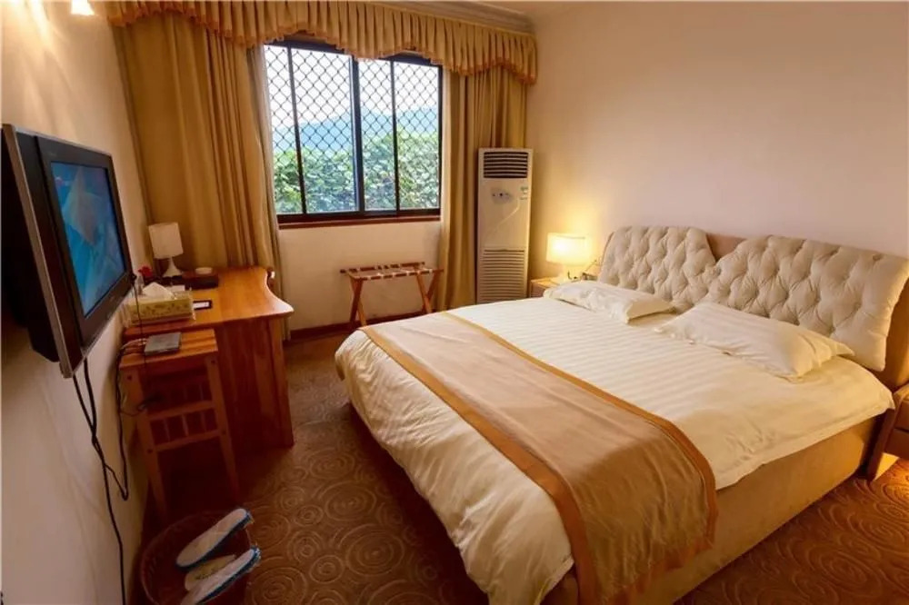 Lushan Guomai Hotel