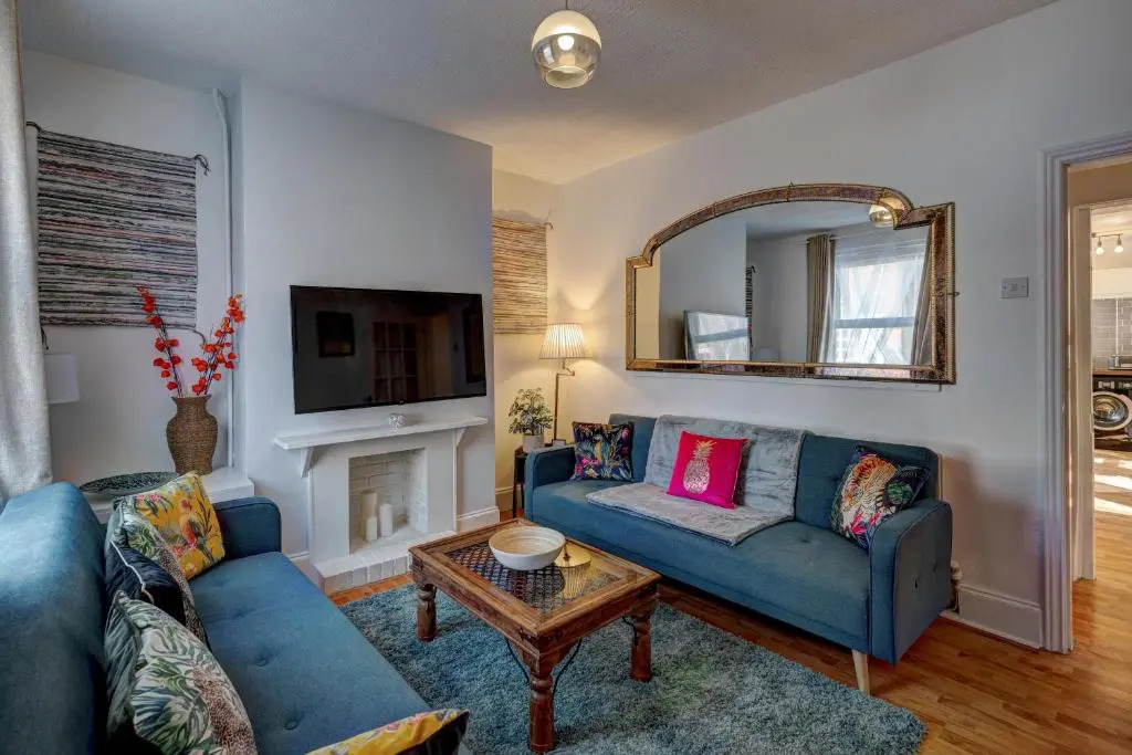 *NEW* Chester Canal Side 2 bed character home