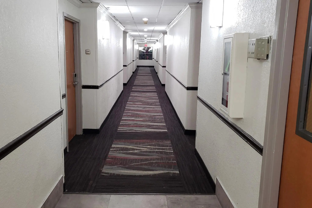 Red Roof Inn PLUS & Suites Vicksburg