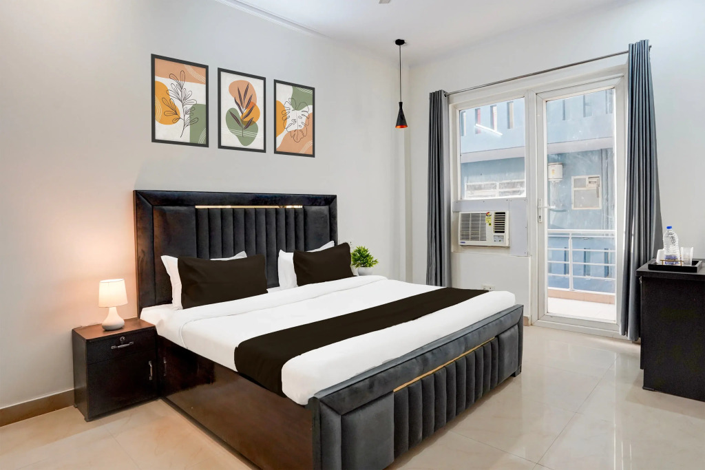 Townhouse Sector 53 Golf Course Road