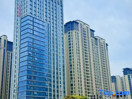 YangXi Hotel