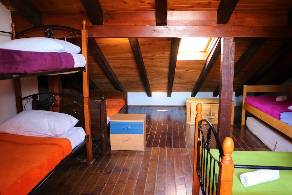 Alma Hostel 2