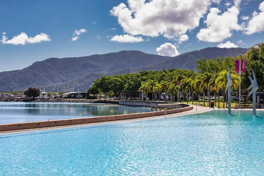 Piermonde Apartments Cairns