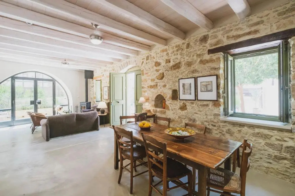 Casa Olea - A Venetian era Home with Courtyard