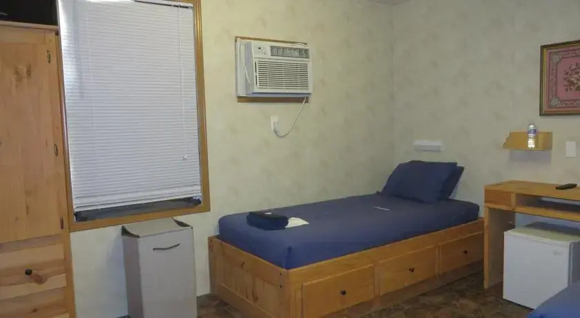 RLI Carrizo Springs Lodge