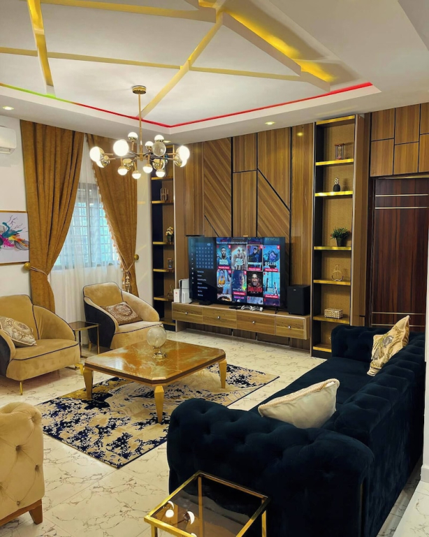 Nouveau Apartment