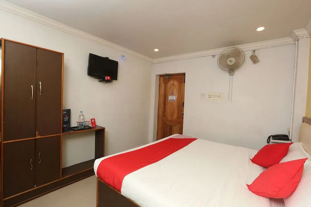 Oyo 22950 Royal Grand
