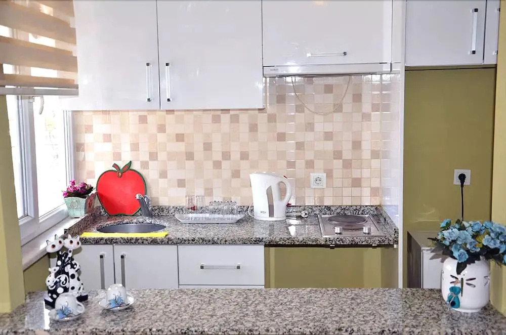 Evin Suites