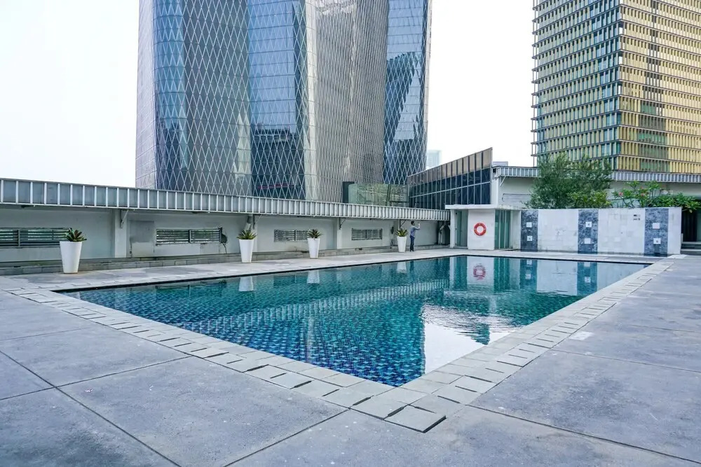 Modern and Stylish 2BR at The Empyreal Apartment