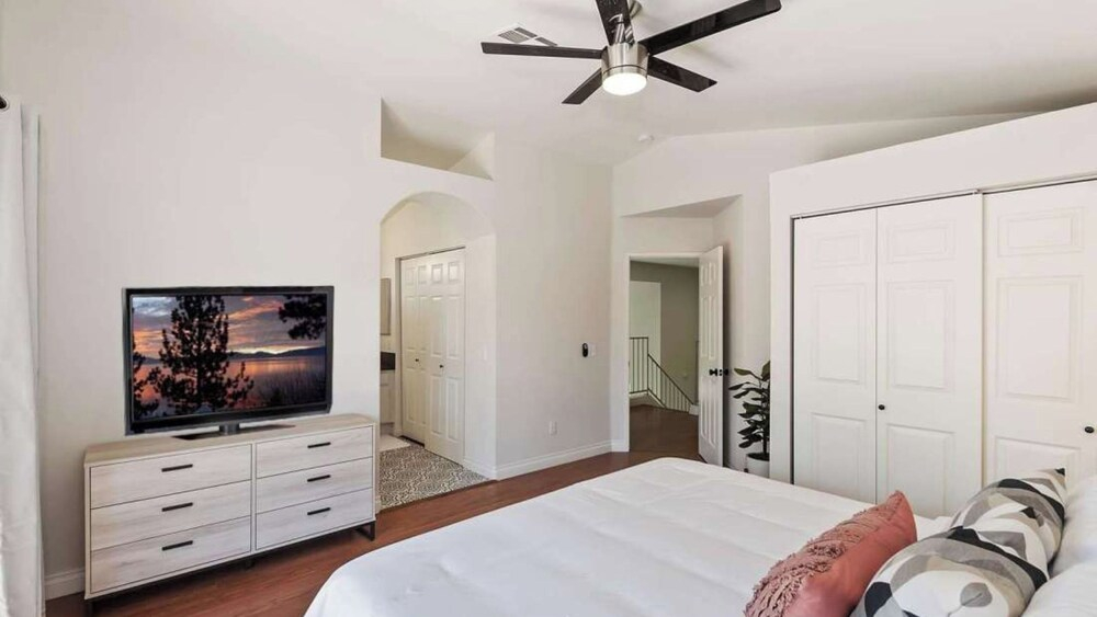Indio Escape by Avantstay Stunning Home in Coachella w/ Pool & Hot Tub