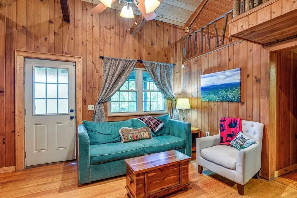 Historic Sapphire Cabin w/ Porch, Updated Interior