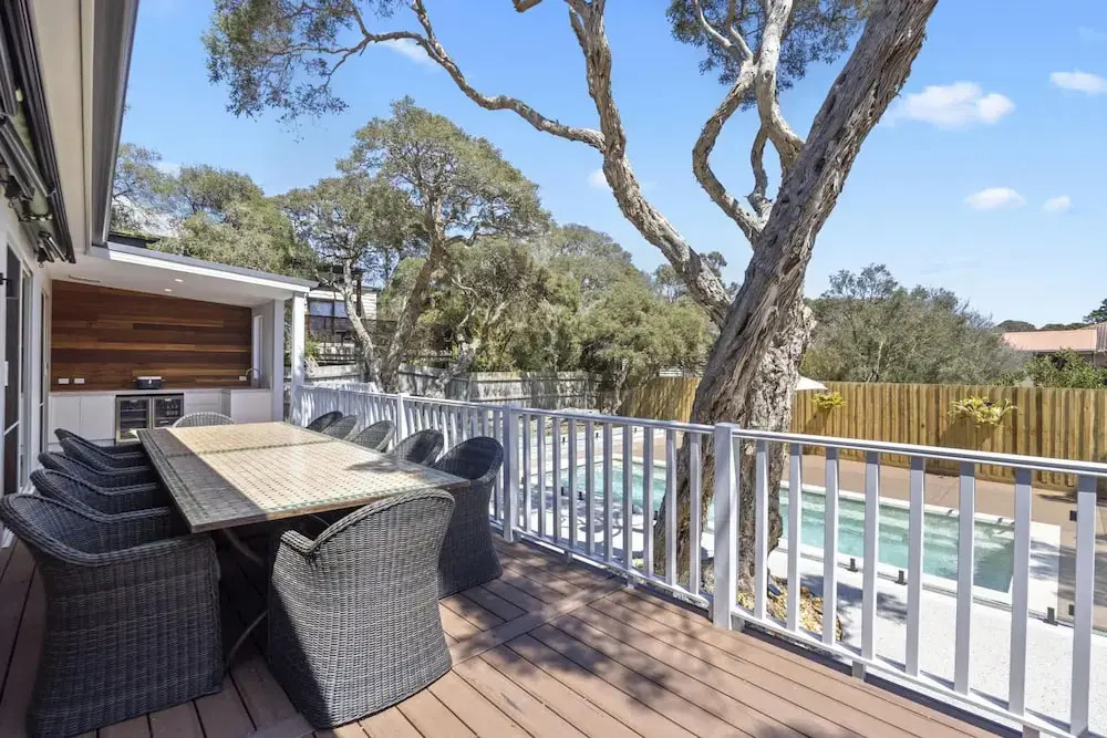 Saltwood Coastal Hamptons Luxe With Pool