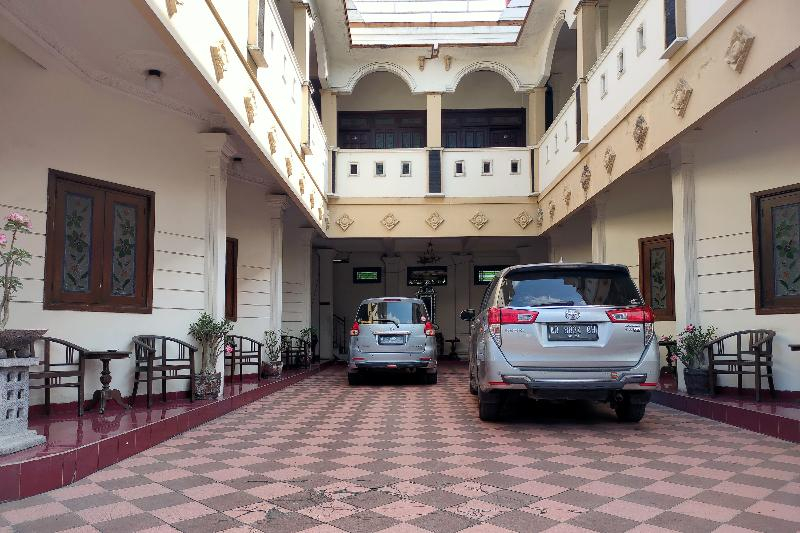 Mangkuyudan Hotel Solo