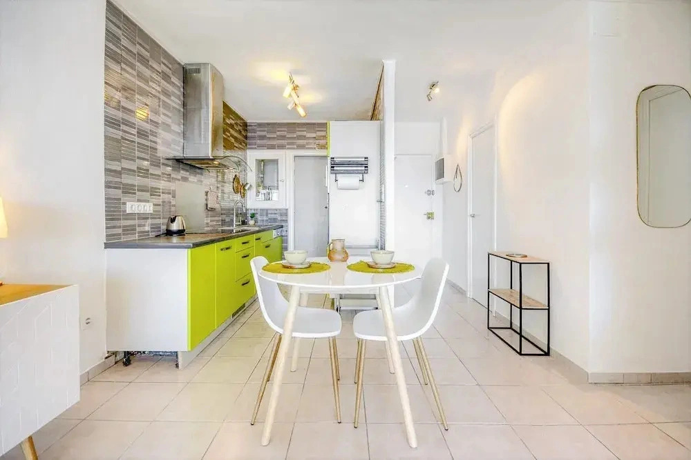 Apartment in Roses by the Waterfront