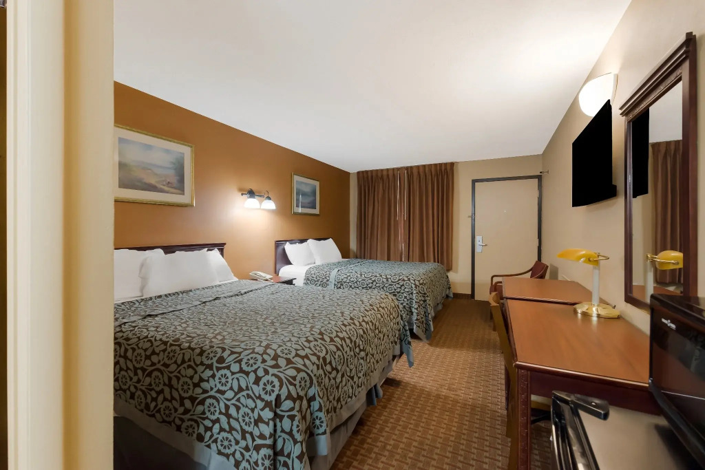 Red Carpet Inn Elkton