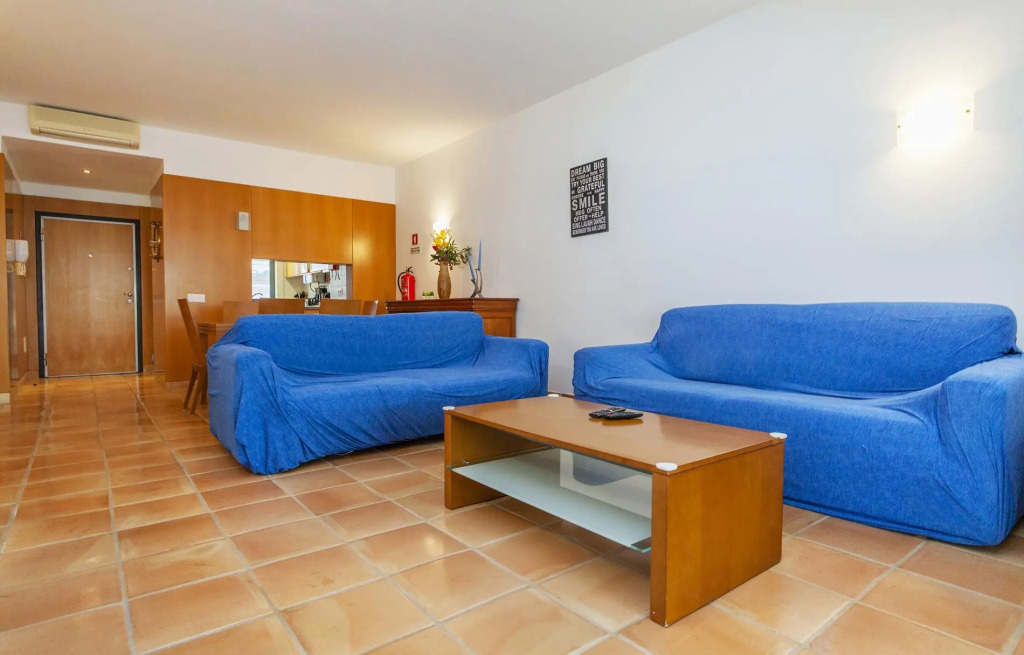 B39 - Marina Hill Apartment