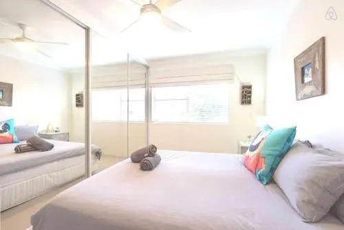 Spacious Coogee Beach Escape w Private Garage