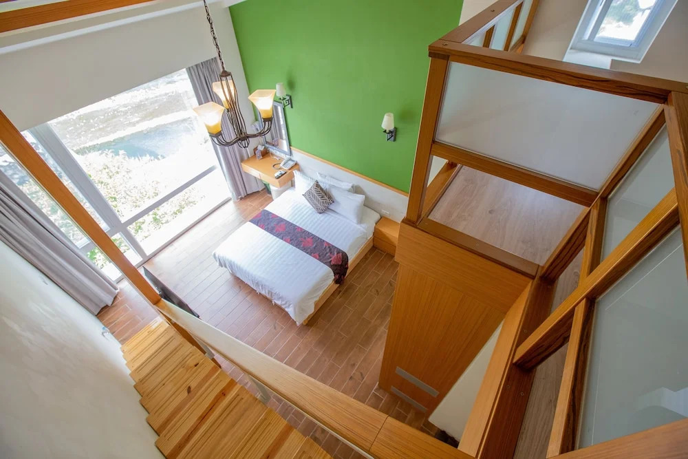 Songhe ShanShuei B&B Hotel