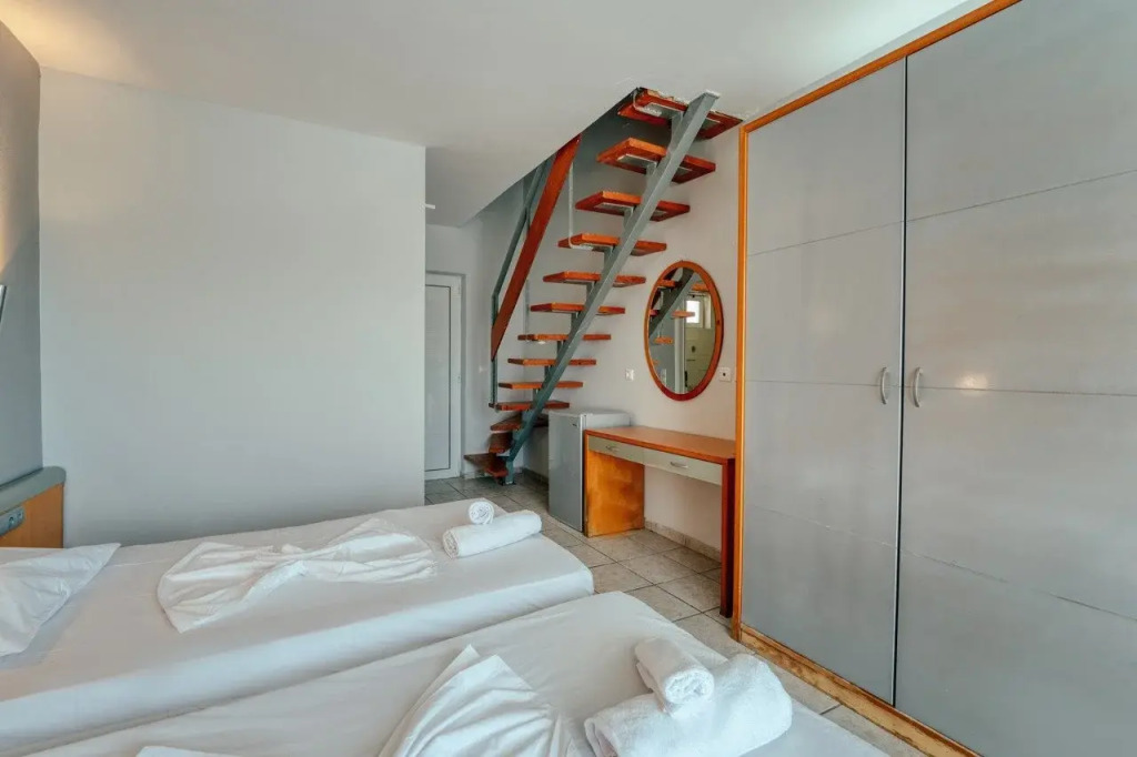 Mojo Hotel Zante