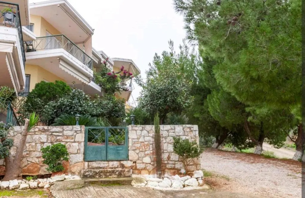 Sea view maisonette near Nafplio!1' drive to beach