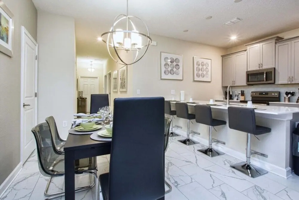 Storey Lake-5 Bedroom Townhome w/Splashpool-1630ST