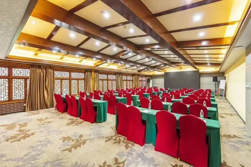 Seamax Hotel