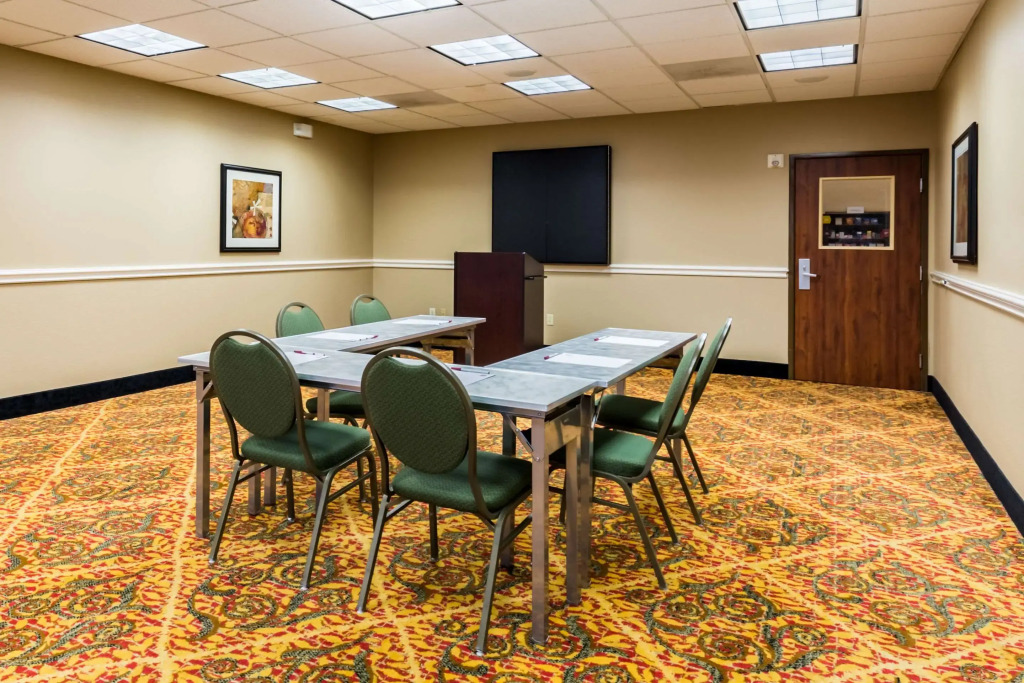 Comfort Suites Westchase Houston Energy Corridor