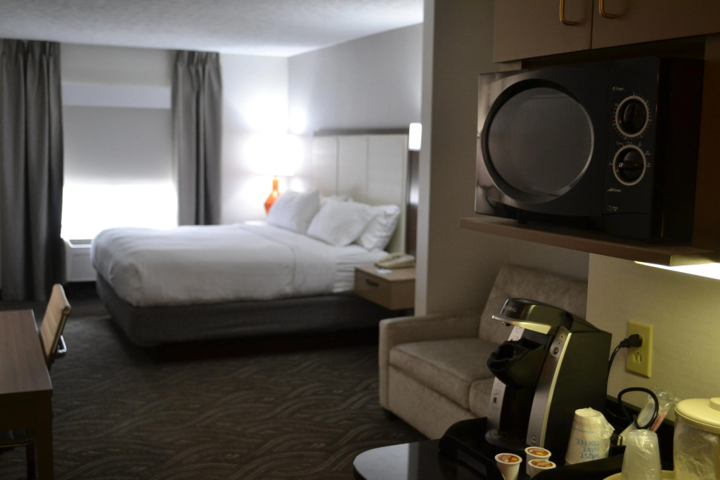 Holiday Inn Express & Suites Kent - University Area by IHG
