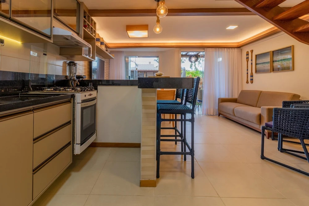 IT20 - Triplex 4 Suítes a 100m da Praia