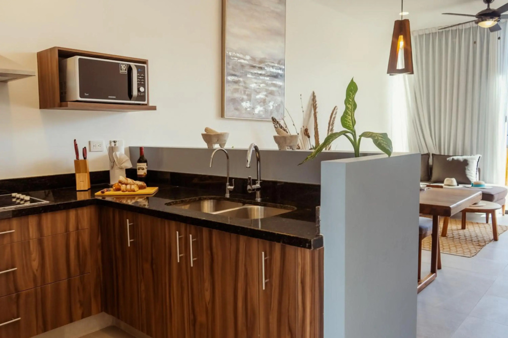 The Pearl of La Veleta, Private Rooftop Pool, 3 BDR with Privacy and Jungle Vibes - Palalma Casa
