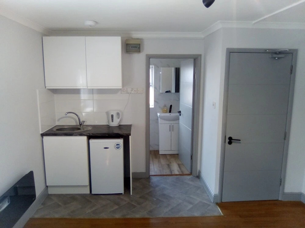 Captivating Studio Apartment in Hounslow