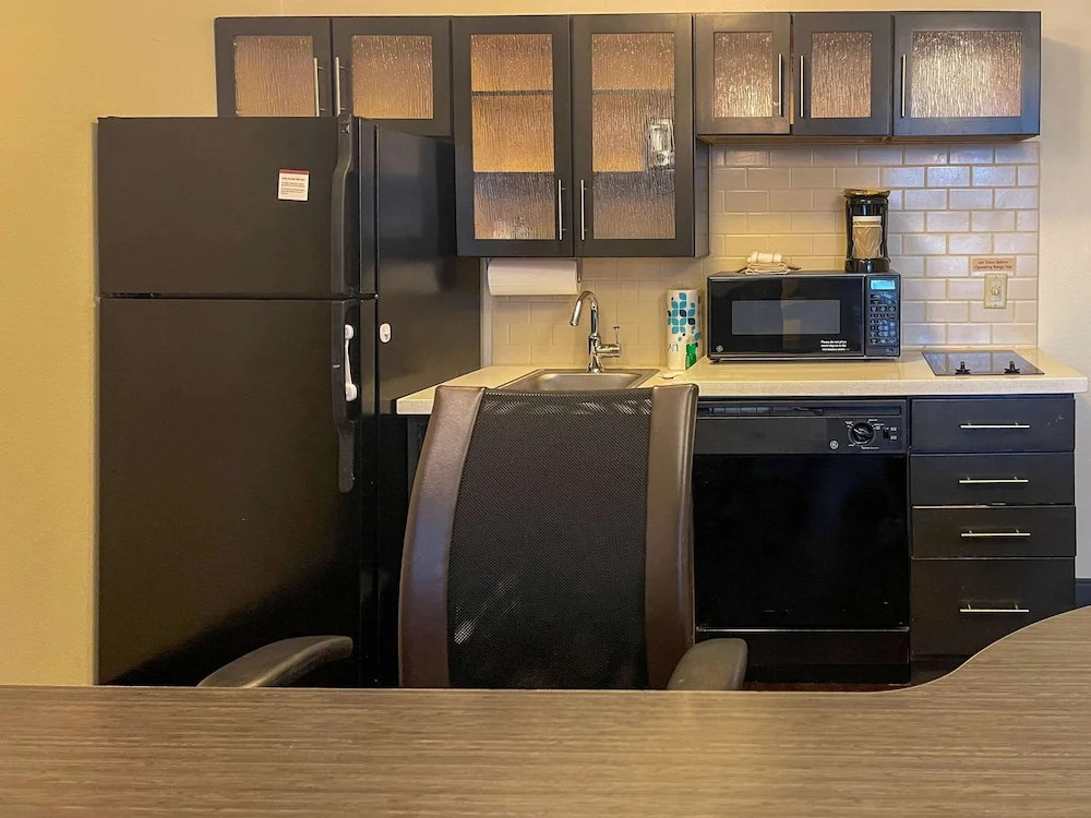 Candlewood Suites Wichita Northeast
