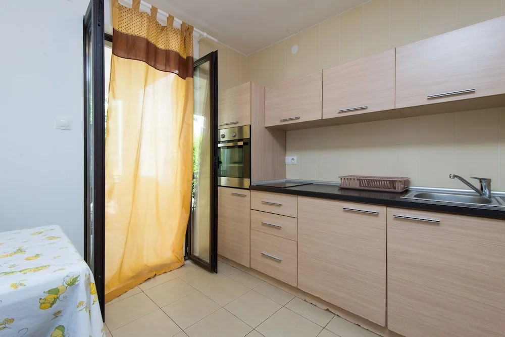 Petrovac apartments
