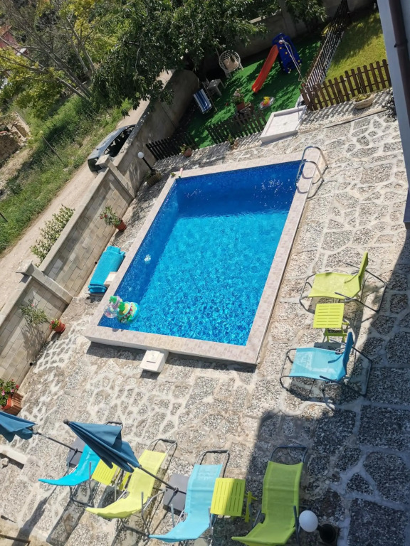 Villa Holly