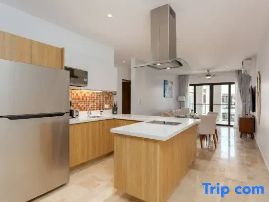 New Condo In Nice Vacation Complex - 5 People