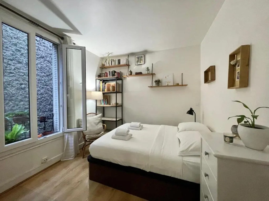 Apartment Parc Des Expositions by Studio Prestige