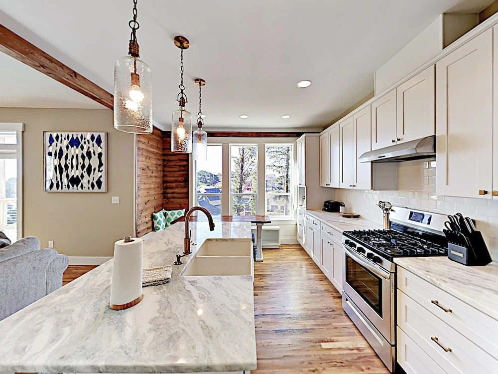 2539 Lincoln City - 3 Br Home