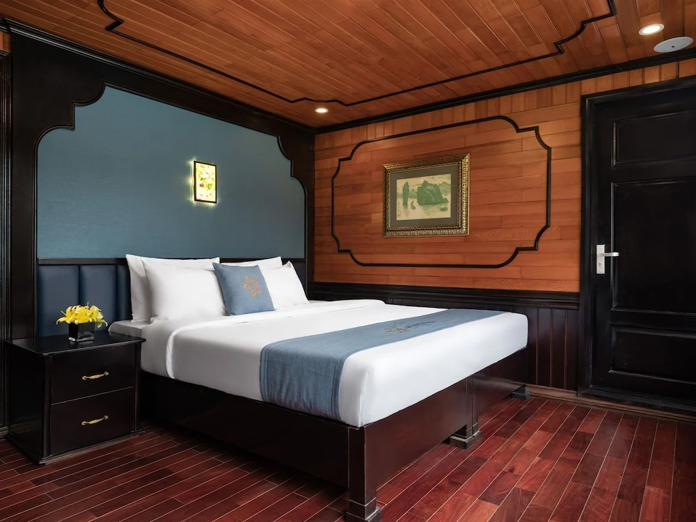 La Pandora Boutique Cruises