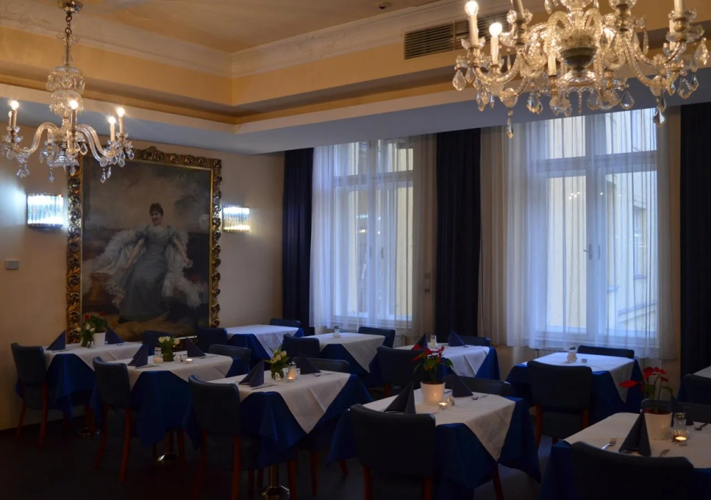 Hotel Pension Excellence
