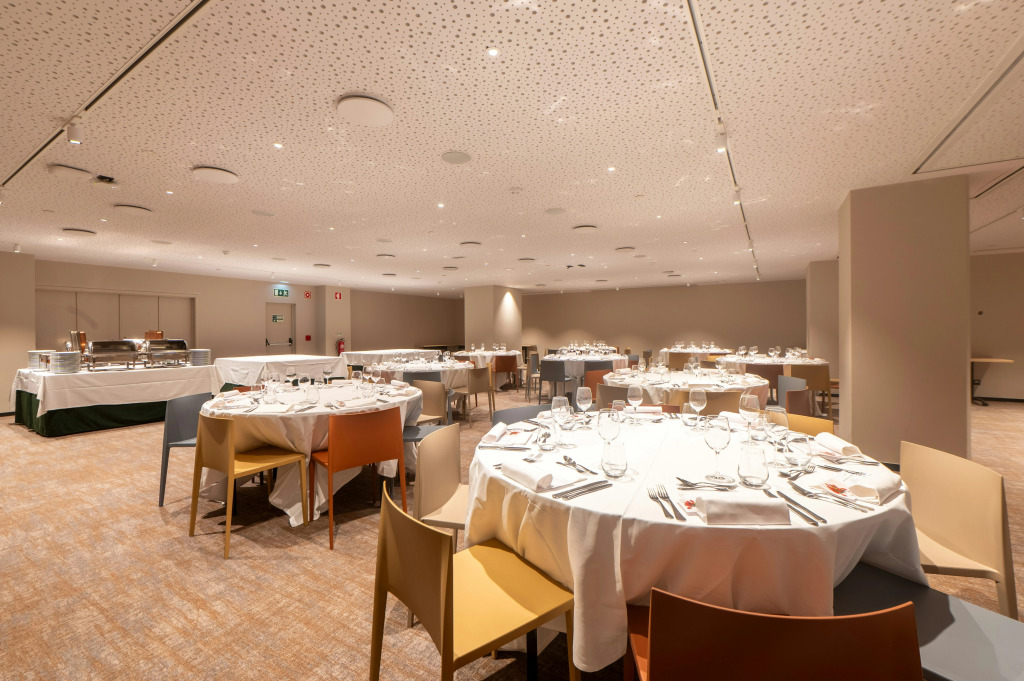 Holiday Inn Lisbon by IHG