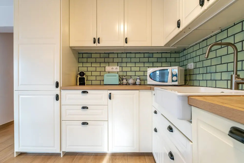 Designer Luxury Two Bedroom Apartment