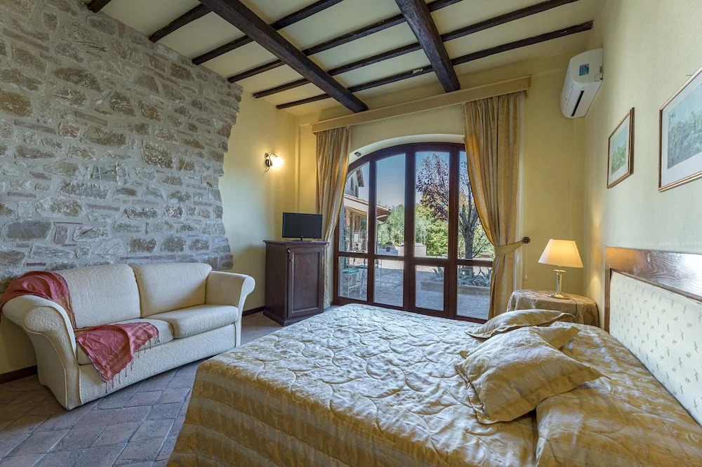 RESIDENZA COLLEFIORITO 26, Emma Villas
