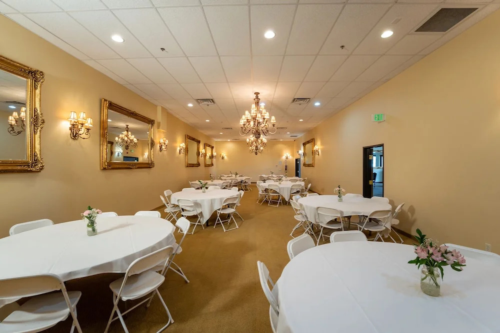 Silverland Inn