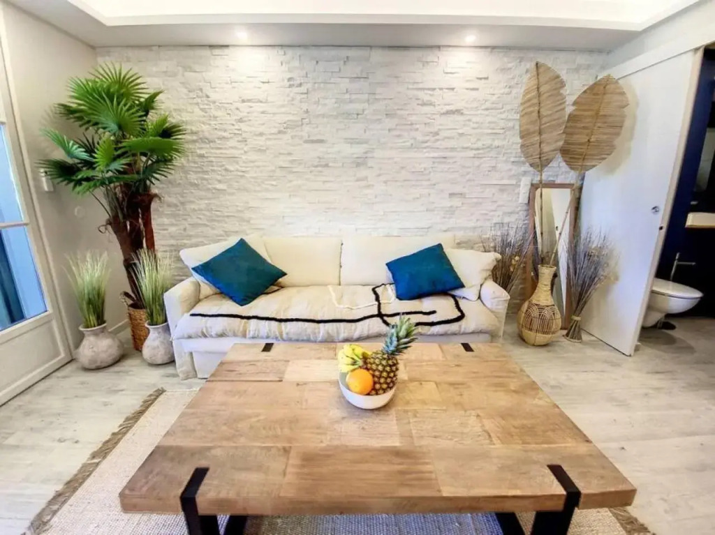 Ti Bo Paradise, 150m from Orient Bay Beach