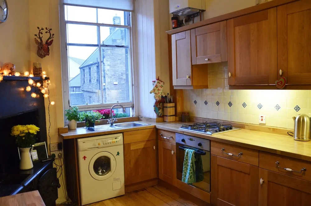 JOIVY Cosy 1-Bed Flat Near The Scottish Gallery